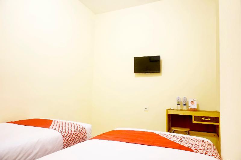 Oyo 702 Ganesha 2* Pekanbaru
